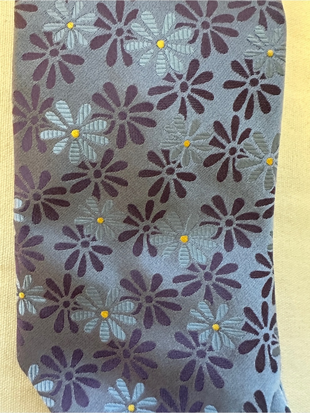 City of London Floral Embroidered Tie in Lavender and Purple